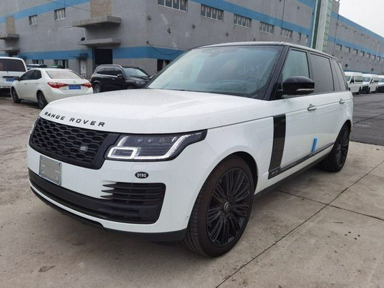 21款路虎揽胜创世加长国6清仓跌破180w