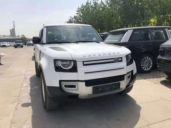 21款路虎卫士天津现车促销酬宾送好礼