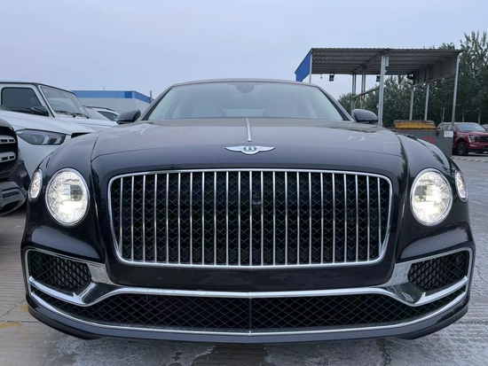 21款宾利添越美规舒适包城市包330万起售