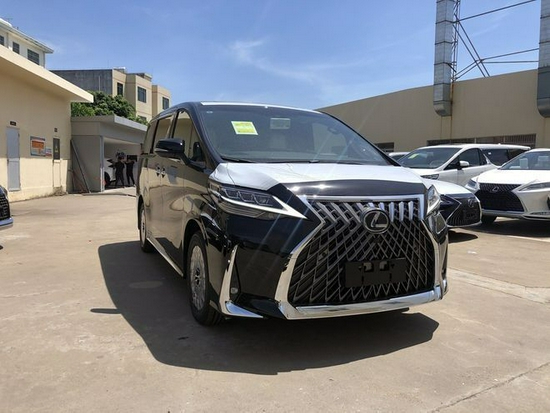 2021款雷克萨斯LM300欧规版仅售160万