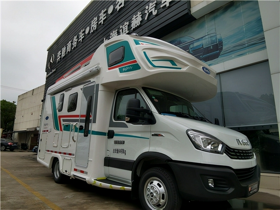 21款亚特ST依维柯双拓展房车特价优惠