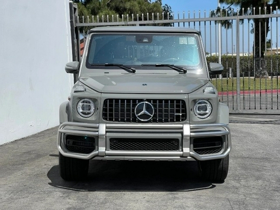 21款奔驰G63现车充足295万起售欢迎抢购