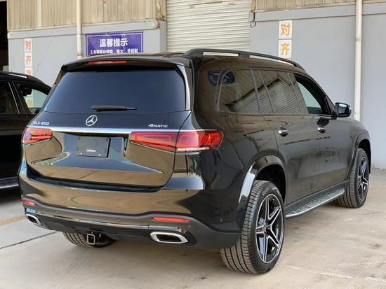 21款奔驰GLS450配置丰富价格优惠3万