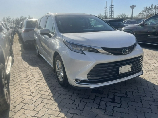 国六商务车2021款丰田塞纳随时可提回家