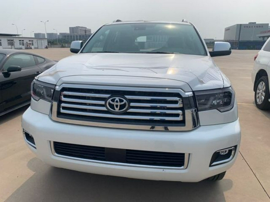 20款加版丰田红杉港口全新国六价格特惠