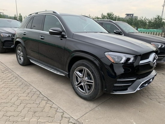 gle350奔驰2021款,奔驰gle350新款2021款 2021款奔驰gle350现车优惠70余万热销购