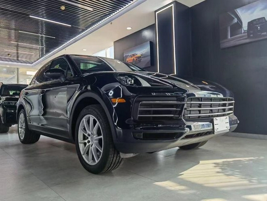 21款保时捷卡宴现车港口内部价95万起售