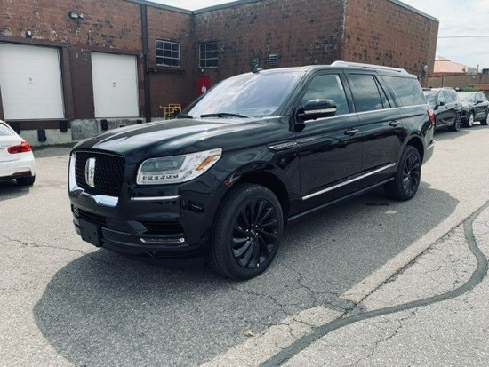 22款林肯领航员黑耀125万起超豪华出售