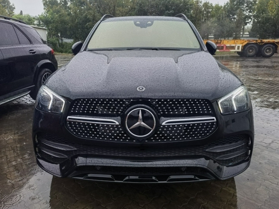 21款奔驰GLE450现车12月份优惠10余万