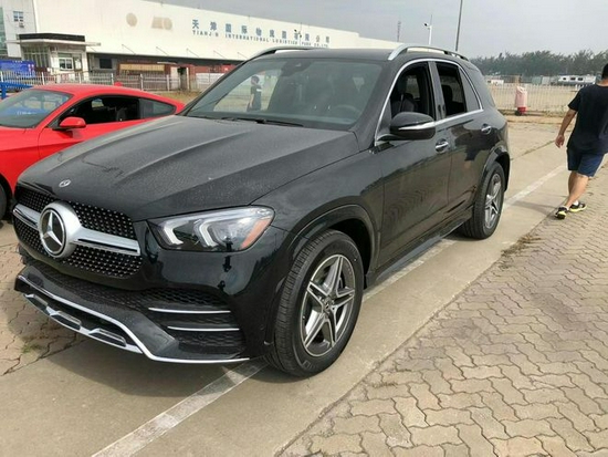 20款奔驰GLE450搭载3.0T双涡轮增压出售