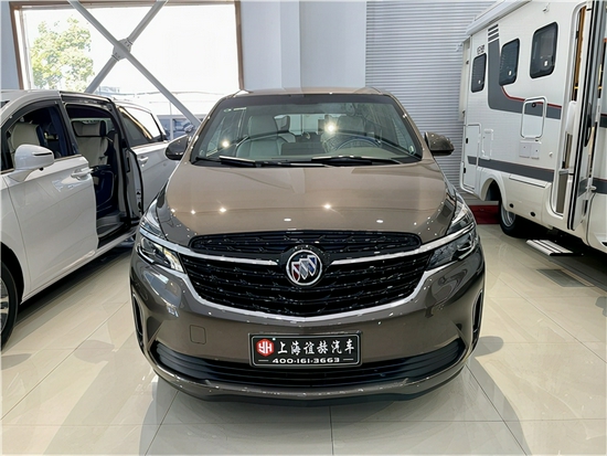 别克gl8升级华丽大变身，好看又不贵