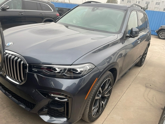 2021款宝马X7加版钜惠风暴来袭提车送礼