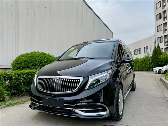 奔驰V级高顶定制尊贵奢华年终钜惠