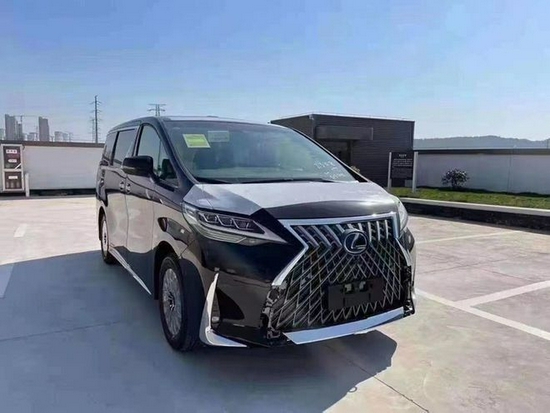 2021款雷克萨斯LM300h现车优惠底价出售