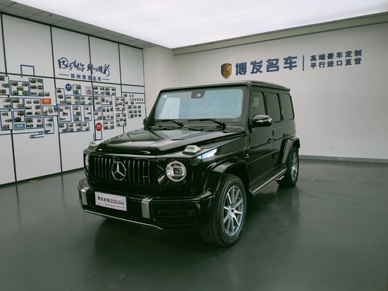 中规版奔驰G63黑红现车郑州落户上牌价
