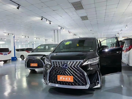 新一代雷克萨斯LM300惊喜不断击穿底价