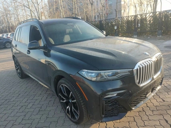 2021款宝马X7进口车配置价格最低多少钱