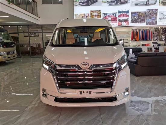 进口丰田海狮九座现车特惠元旦掀翻底价