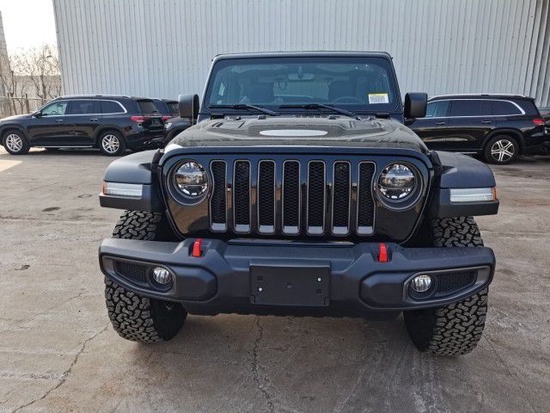 21款吉普牧马人2.0 特价40万起售可分期