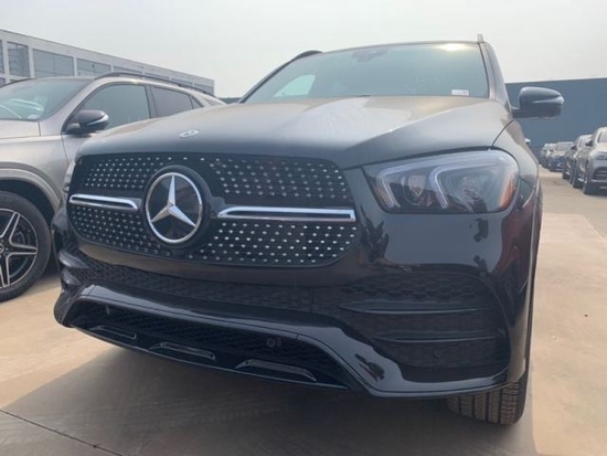 最新款奔驰GLE350现车国六促销优惠10万