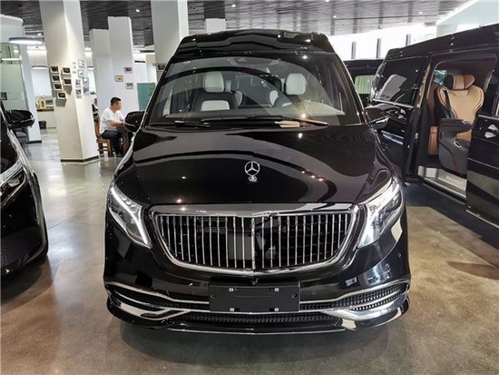 奔驰V260L七座高顶商务车价格直降最低