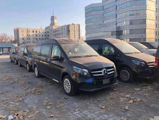 急出21款奔驰V250高顶七座进口国六现车