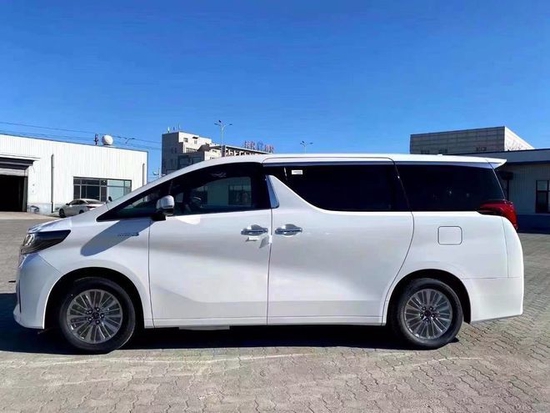 丰田埃尔法报价 双擎2.5现车7座