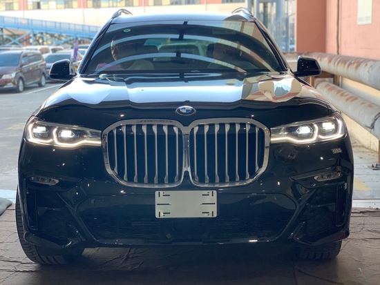 平行进口国六2021款宝马X7标配是7座