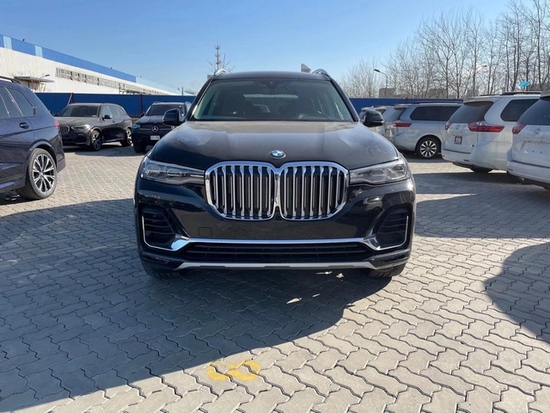 掉价一瞬间 2022款宝马X7让利优惠10万