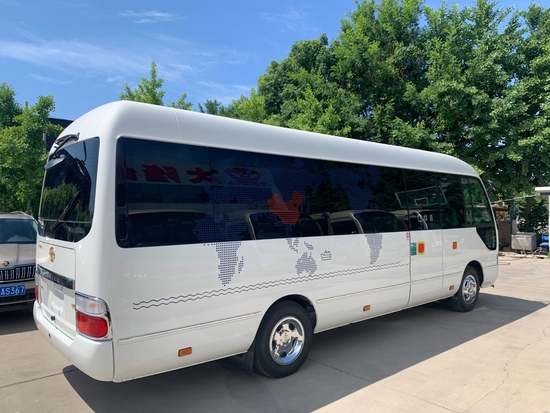 四川丰田考斯特11座报价全隔断设计现车