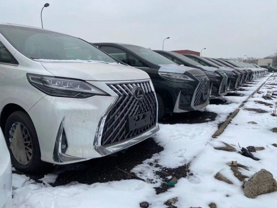 21款雷克萨斯LM300 平行进口现车报价低