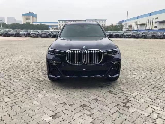 2022款宝马X7最低报价进口现车预售92万