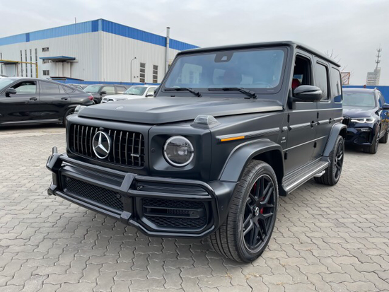 2021款奔驰G63 港口现车优惠直降二十万