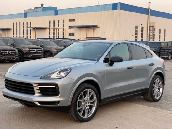 2021款保时捷卡宴内部报价90万月底冲量