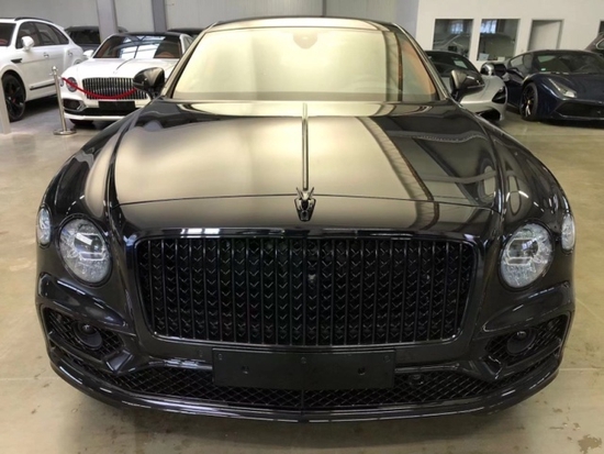 2022款宾利飞驰现车实拍 顶级配置解析