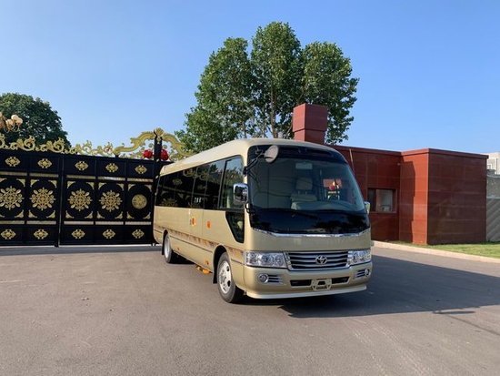 丰田考斯特12座价格配置参数及现车