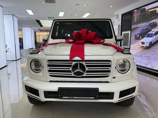 2022款奔驰G350国六现车让利价140余万