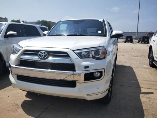 2022款丰田超霸国六现车报价50余万起售