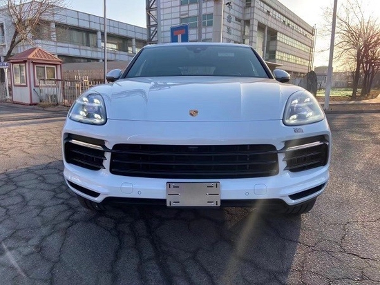 21款保时捷卡宴国六 超值价89万开新车