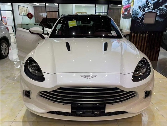 阿斯顿马丁让人赏心悦目 国六特价230万