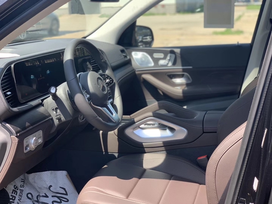 22款奔驰GLE450港口首付20万提车享优惠