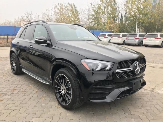 2022款奔驰GLE450 3.0T现车售价79万