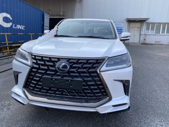 2021款雷克萨斯LX570现车到店四月优惠