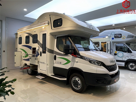 全新铂驰帕亚尼PRO版上海现车优惠多