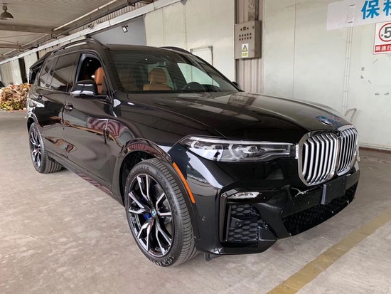 2022款宝马X7家族化设计天津港现车报价