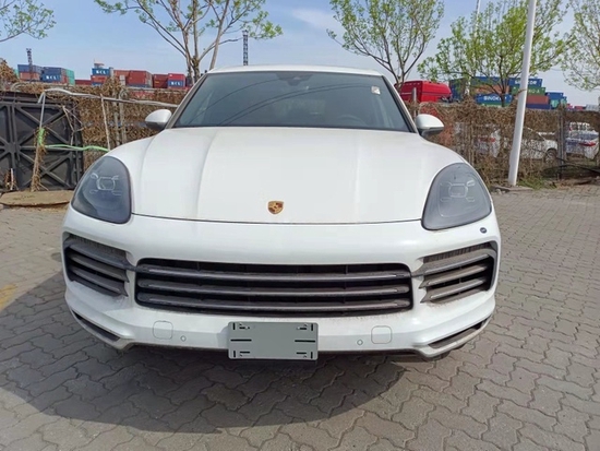 2022款保时捷卡宴天津港现车大批量降价