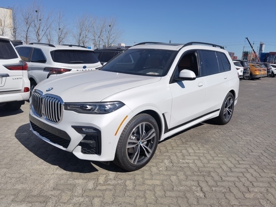 2020款宝马X7气势磅礴 心动价格打破僵局