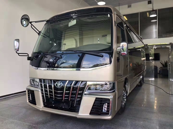 丰田考斯特12座豪华版参数及价格