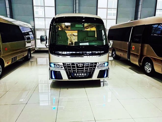 丰田考斯特12座价格 改装订制版现车