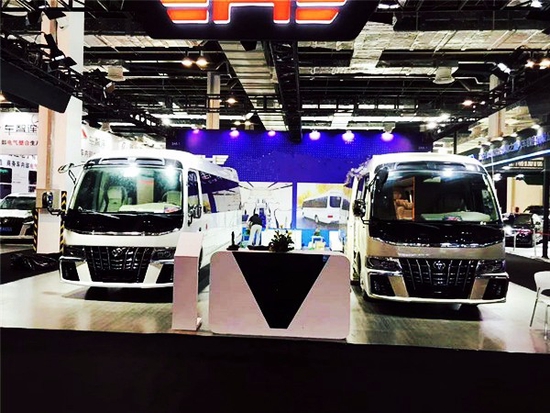 丰田考斯特15座VIP商务接待版价格